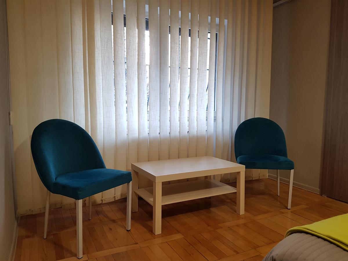 Woodstone Apartment Ploieşti Eksteriør bilde